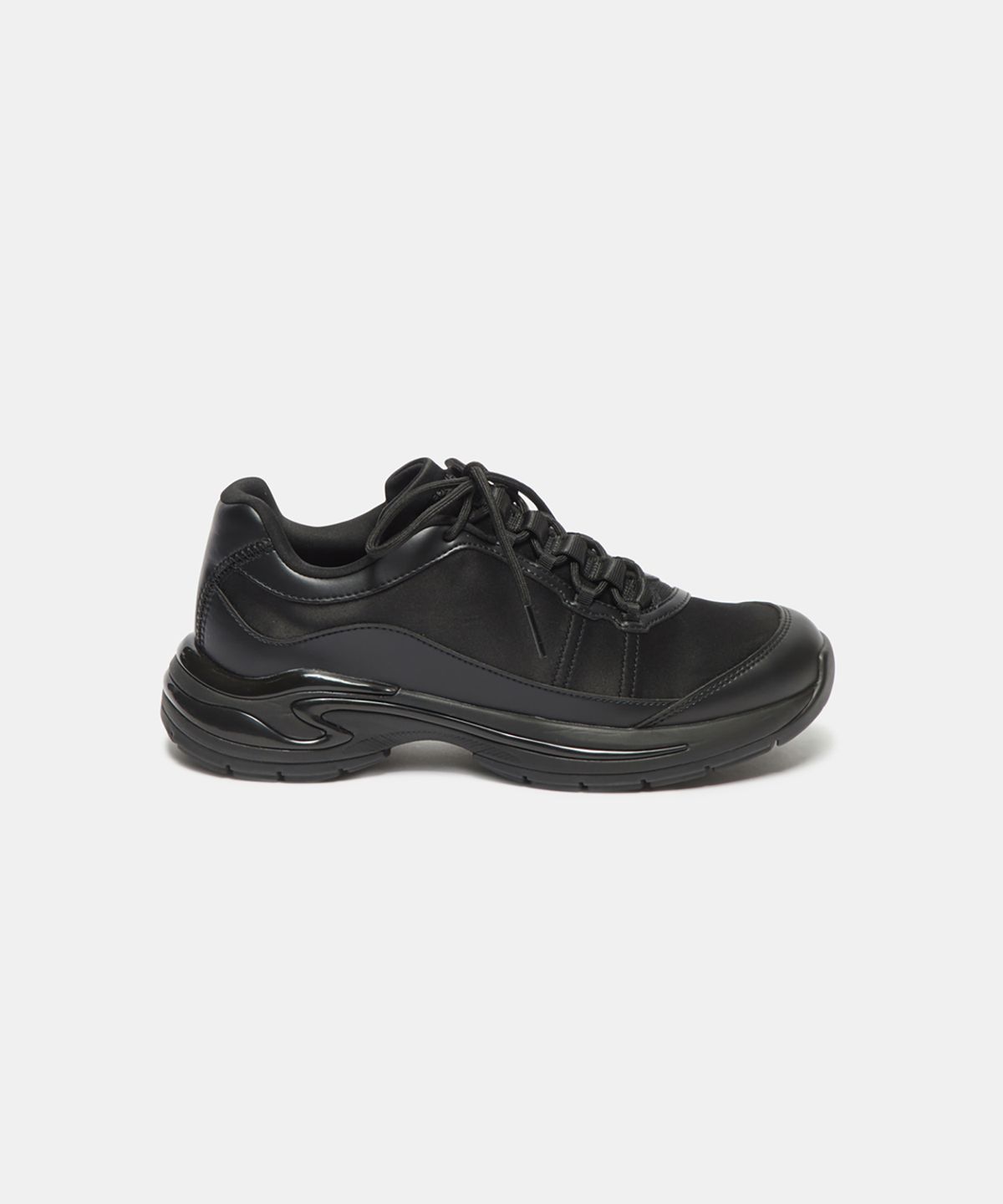 슈콤마보니(SUECOMMA BONNIE) Asymmetric ribbon sneakers(black)_DG4DA26506BLK