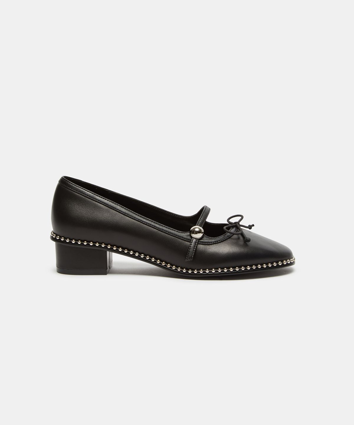 슈콤마보니(SUECOMMA BONNIE) Studded ribbon pumps(black)_DG1DA26504BLK