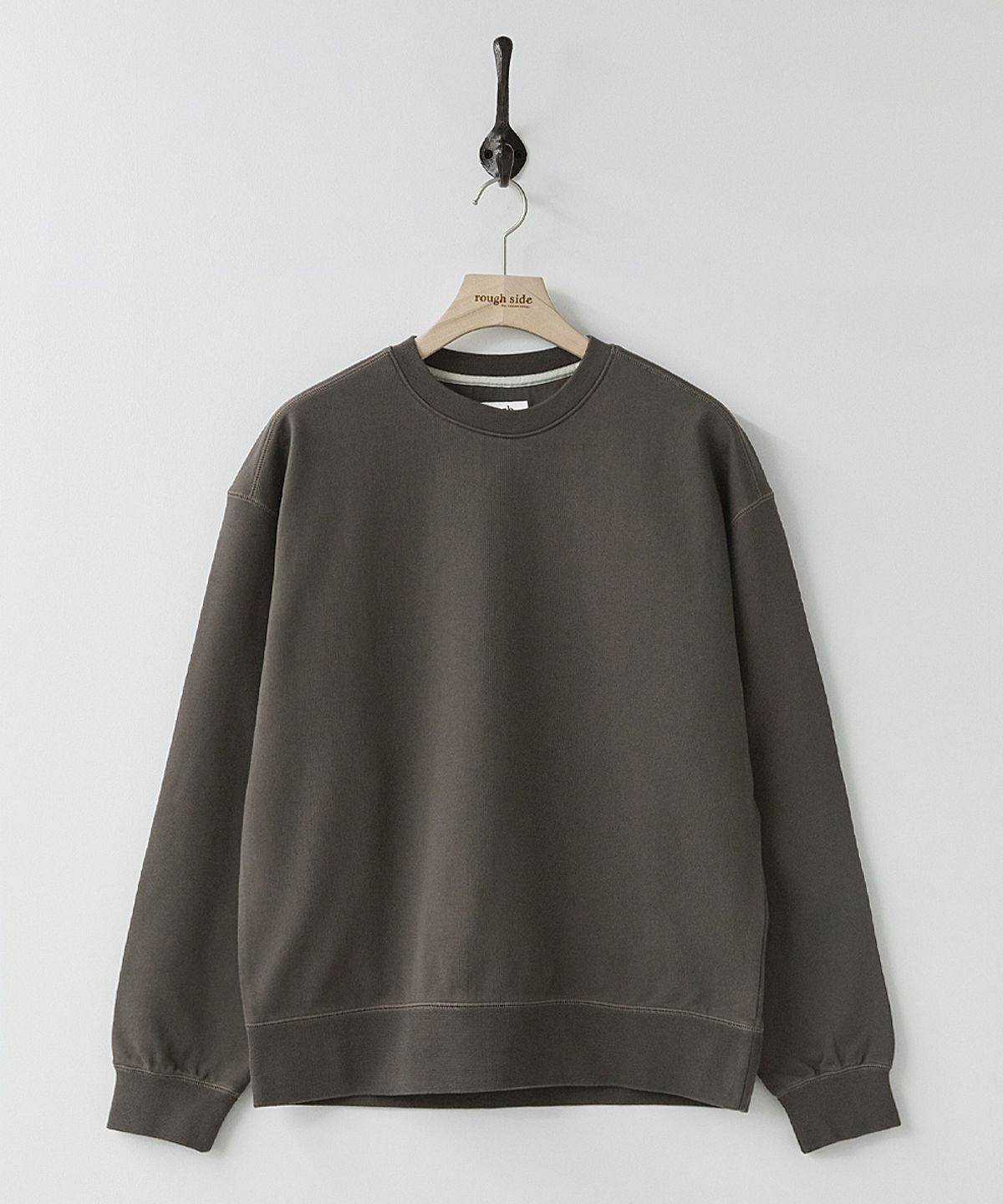 러프사이드(ROUGHSIDE) Oversized Sweat Shirt Brown