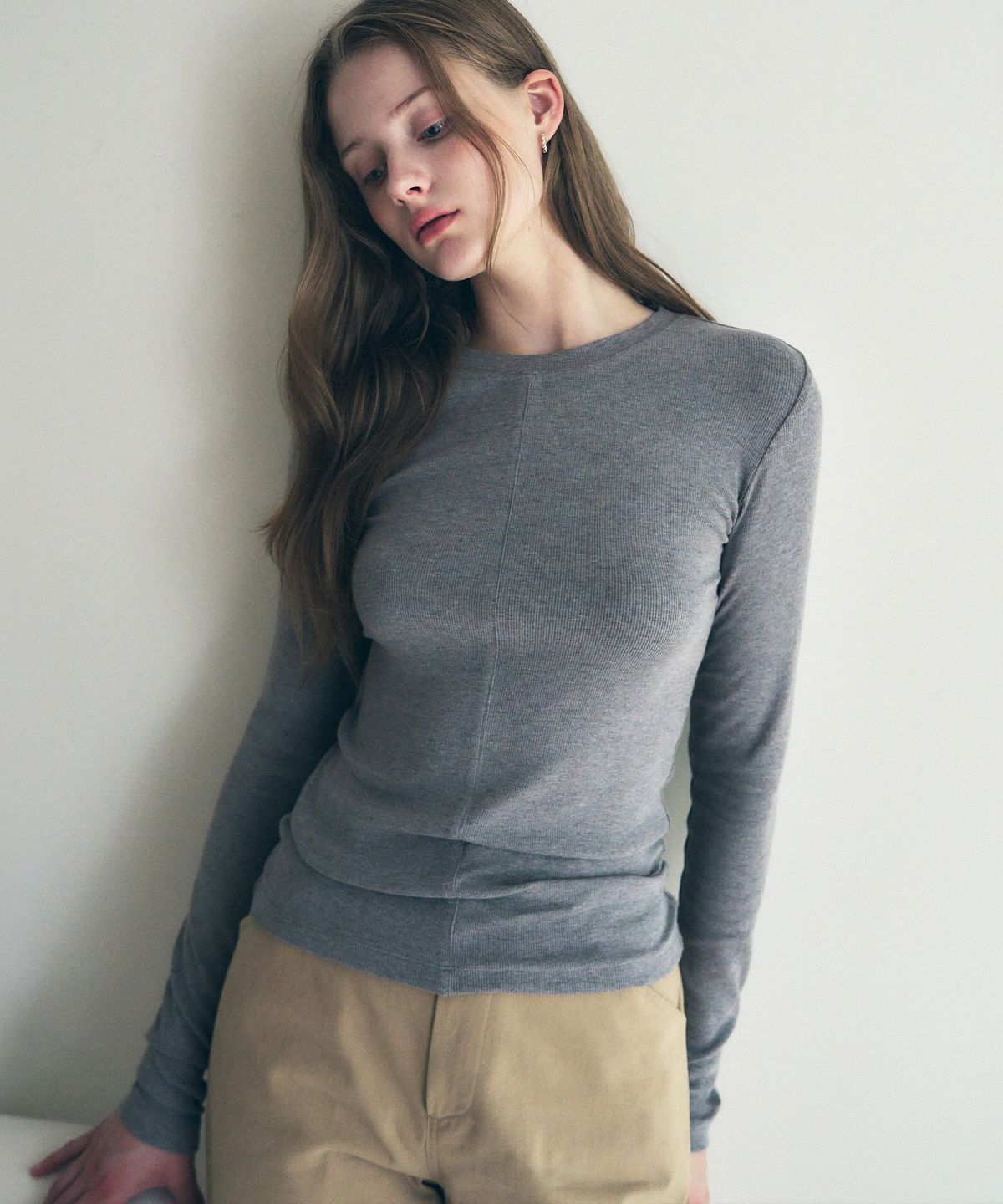 드로우핏 우먼(DRAWFIT WOMEN) 버티컬 라인 롱슬리브 티셔츠 [M.GREY]