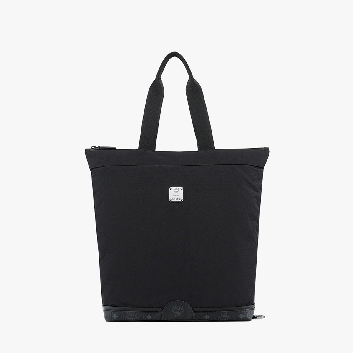 엠씨엠(MCM) Aren 노바 나일론 토트 MMTGATA03BK
