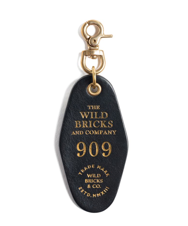 W26 HOTEL KEY TAG (black)