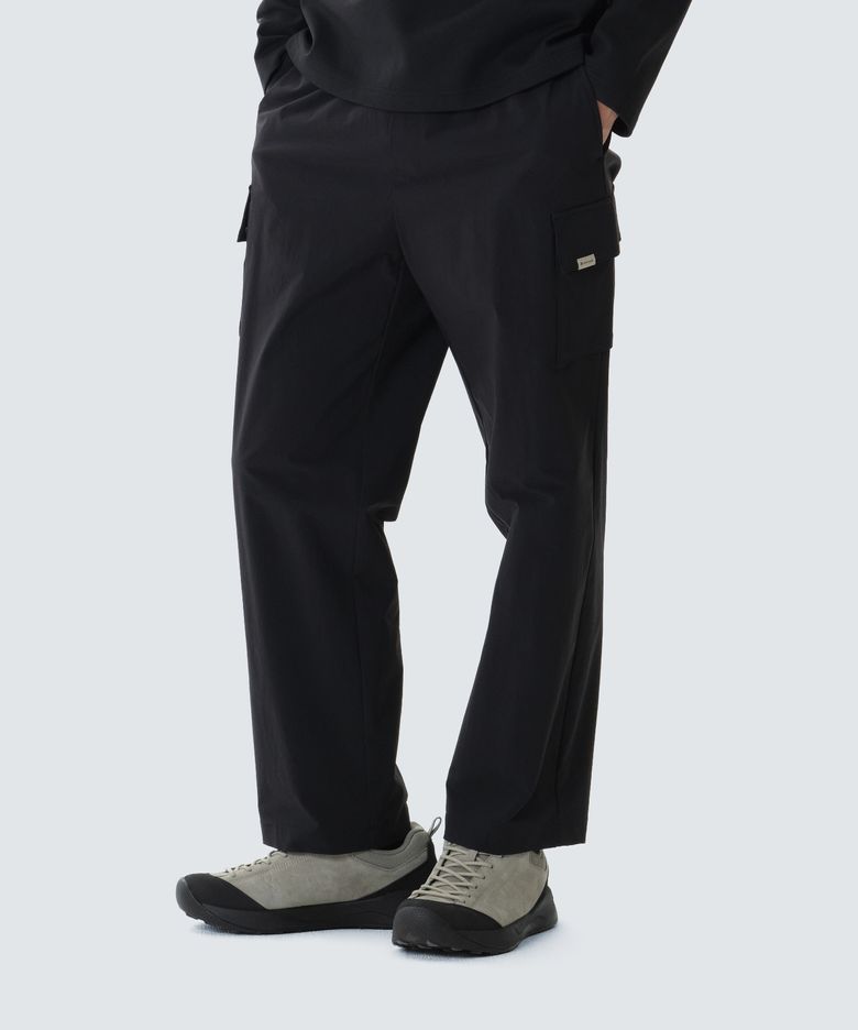 루트 카고 스트레이트 팬츠 (S26FMRPT64) Black