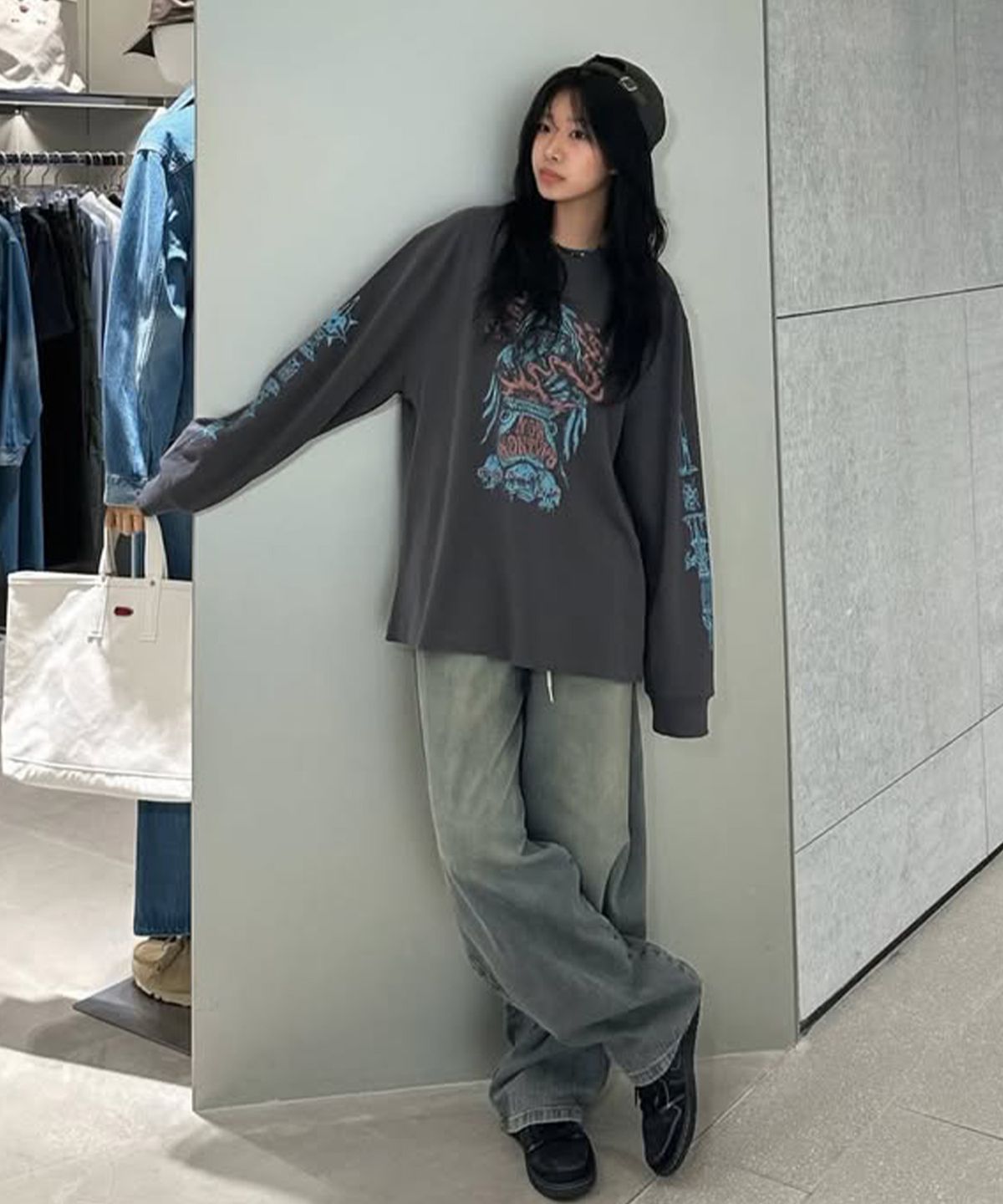 논타입(NONTYPE) ROAMING SPIRIT LONG SLEEVE (CHARCOAL)