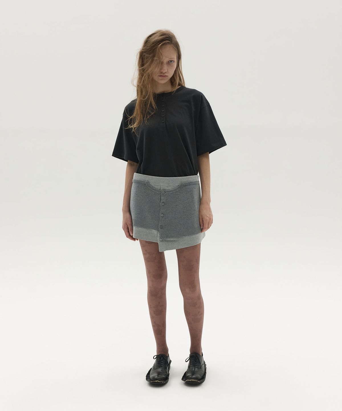 엘씨디씨티엠(LCDC™) FRONT-BUTTON KNIT SKIRT (GREY)