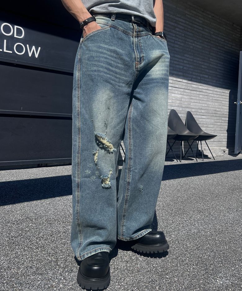 FADED TRACE DISTRESSED JEANS (BLUE)