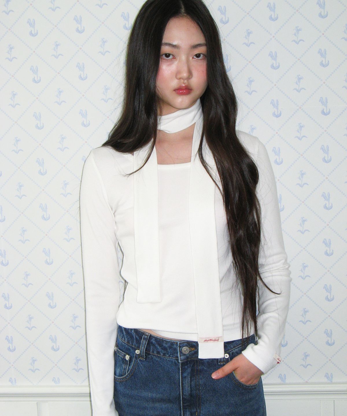 아메스 월드와이드(AMES-WORLDWIDE) CLASSIC SCARF LS TEE WHITE