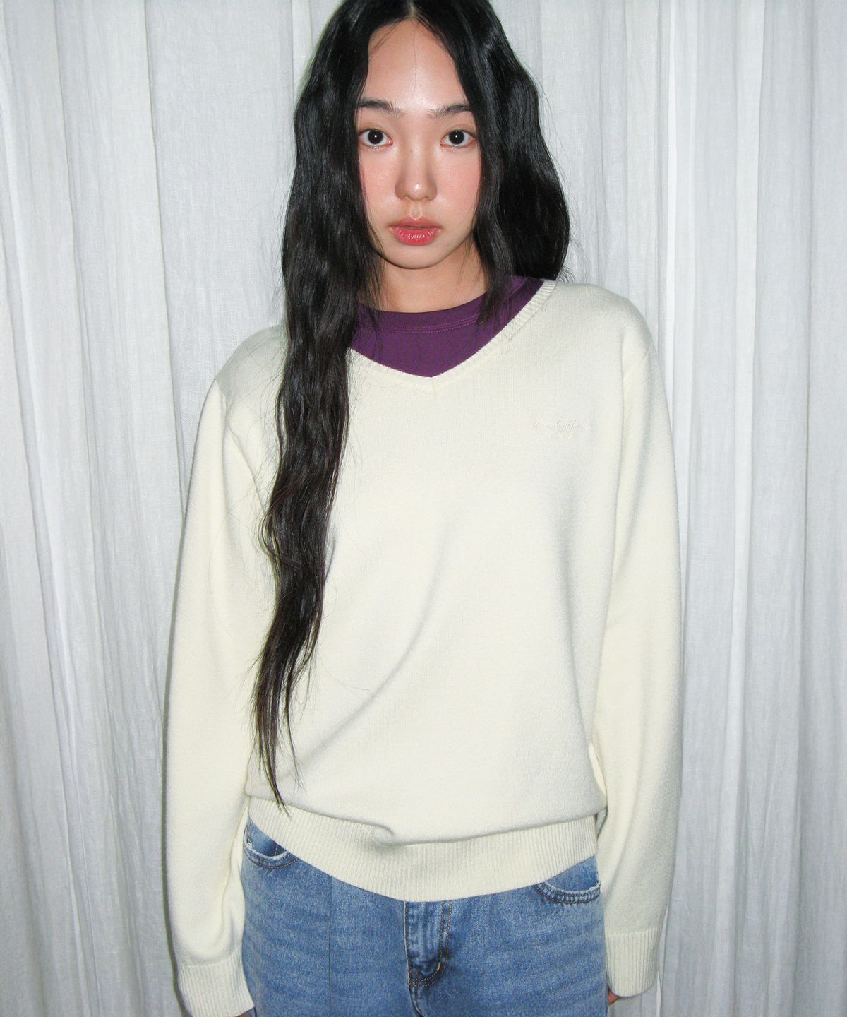 아메스 월드와이드(AMES-WORLDWIDE) CLASSIC REGULAR V NECK KNIT IVORY