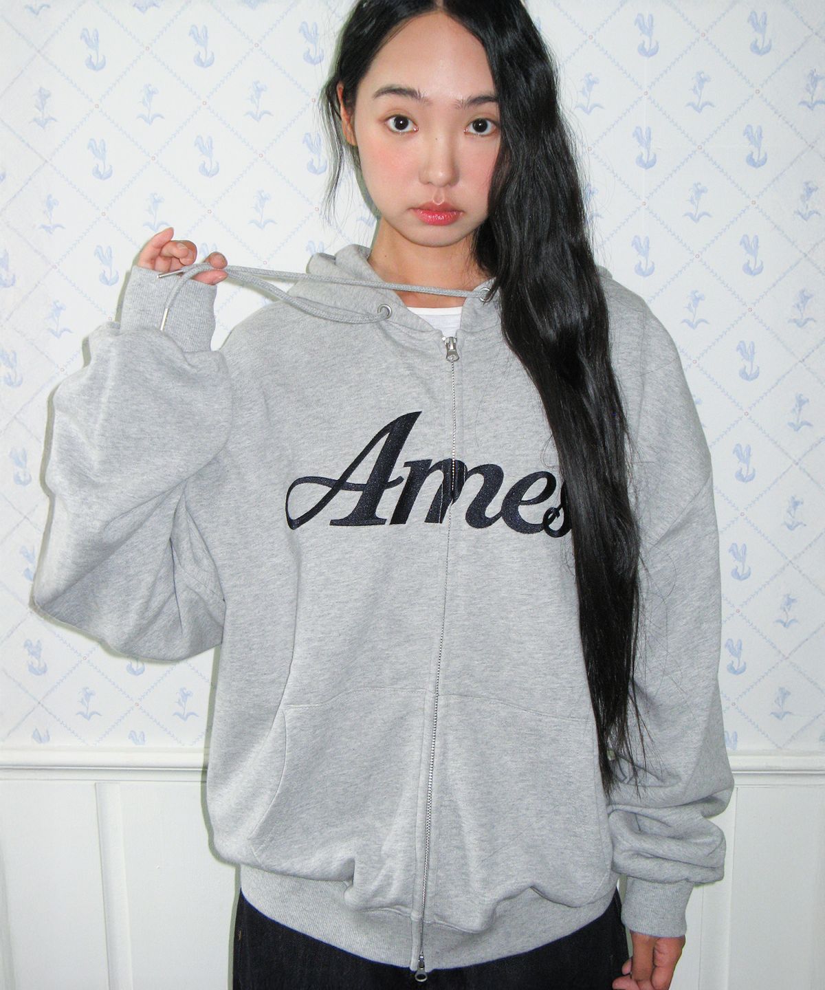 아메스 월드와이드(AMES-WORLDWIDE) STANDARD LOGO HOODIE ZIP-UP GREY