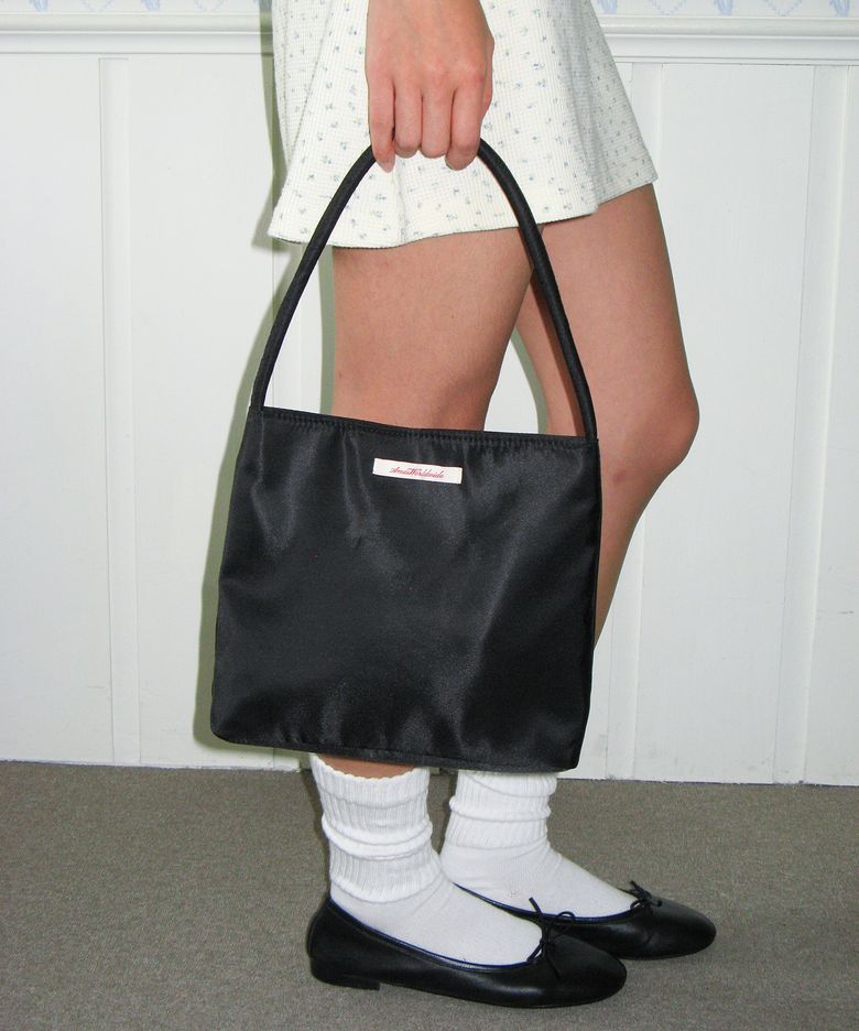 CLASSIC NYLON MINI TOTE BAG BLACK