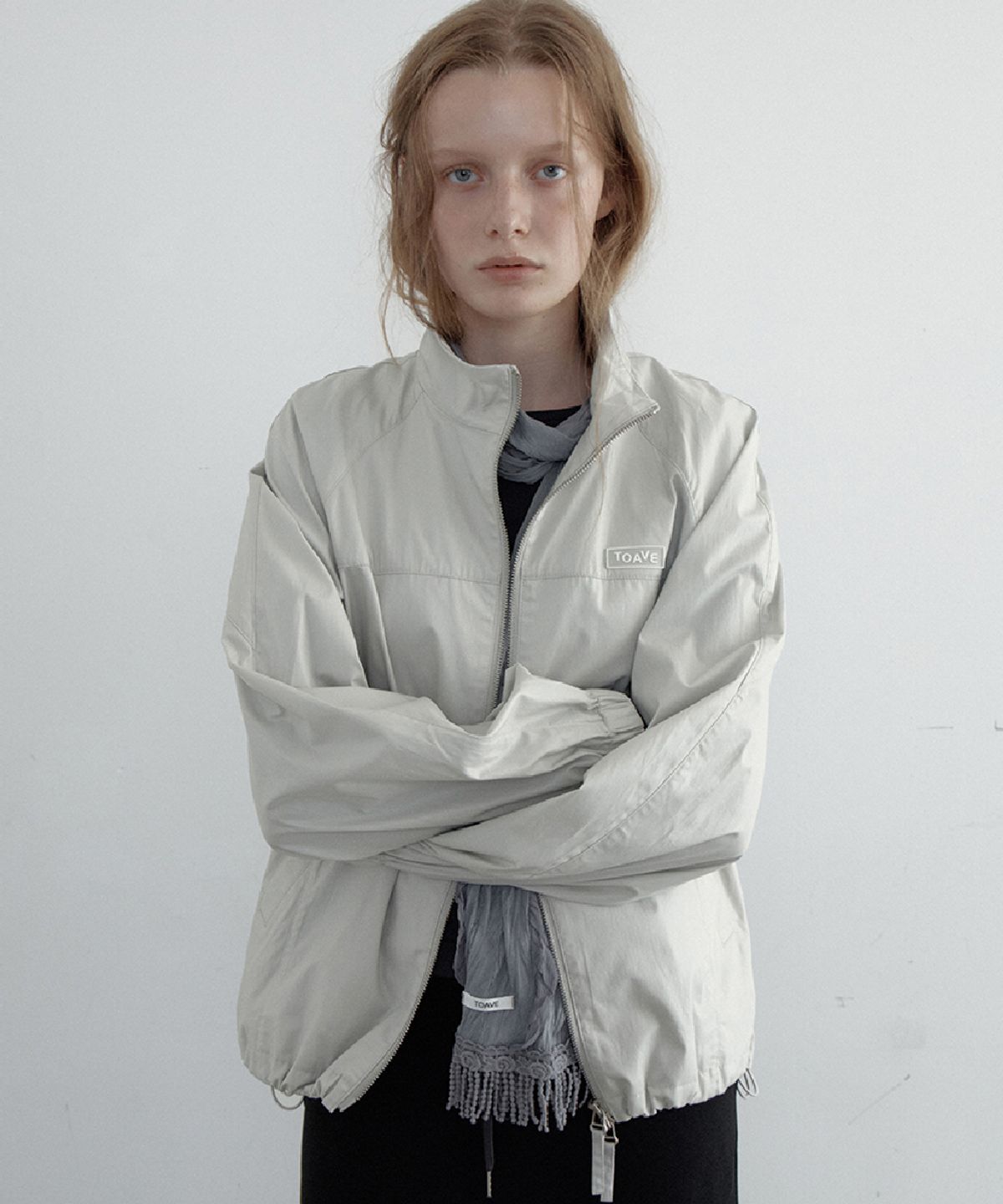 토아베(TOAVE) Rush High Neck Wind Jacket (Mist gray)