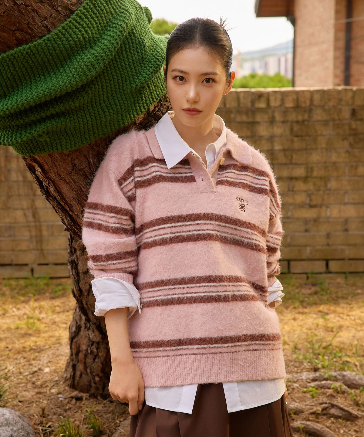 세터(SATUR) 헤어리 스트라이프 폴로 니트 핑크