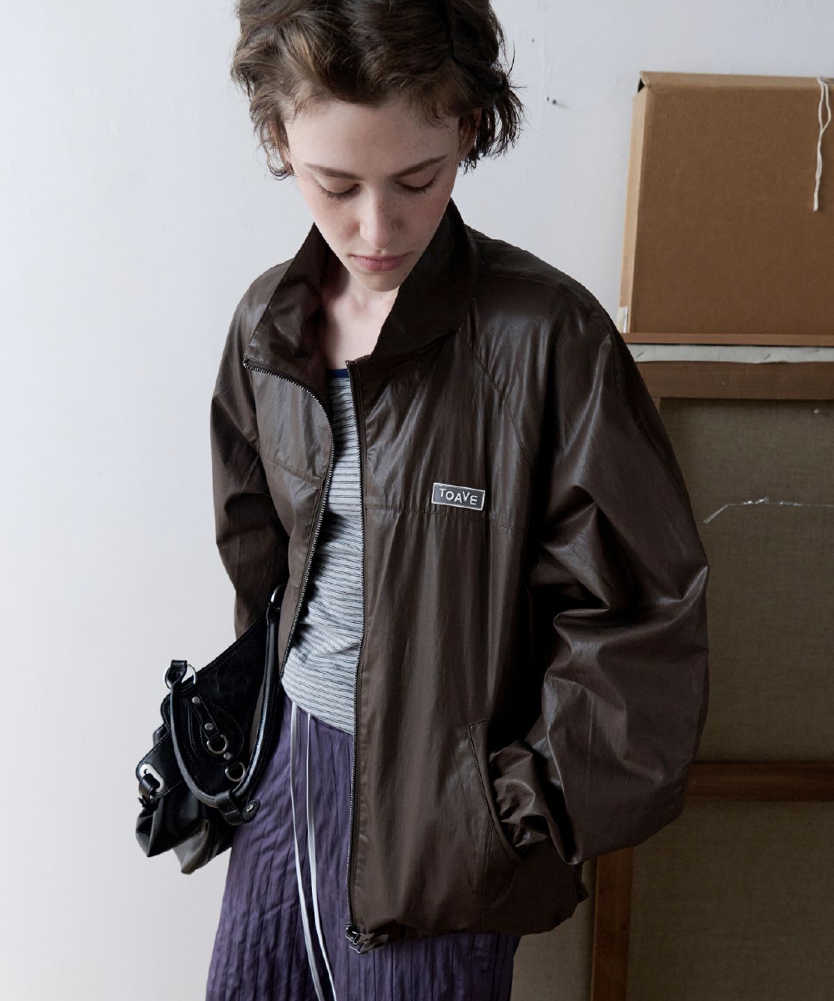 토아베(TOAVE) Rush High Neck Wind Jacket (Brown)