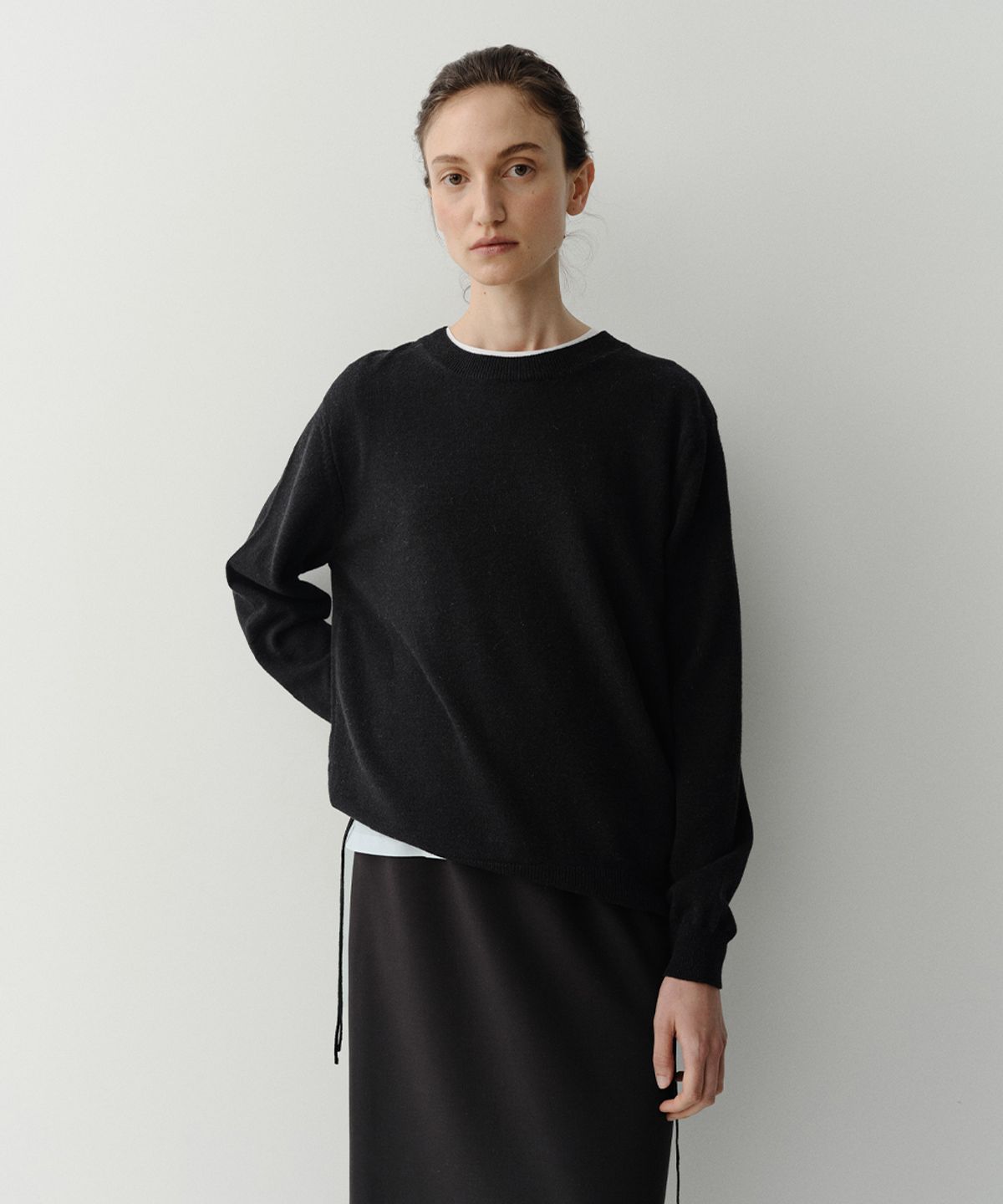 이아(EAAH) CASHMERE STRING KNIT TOP (BLACK)
