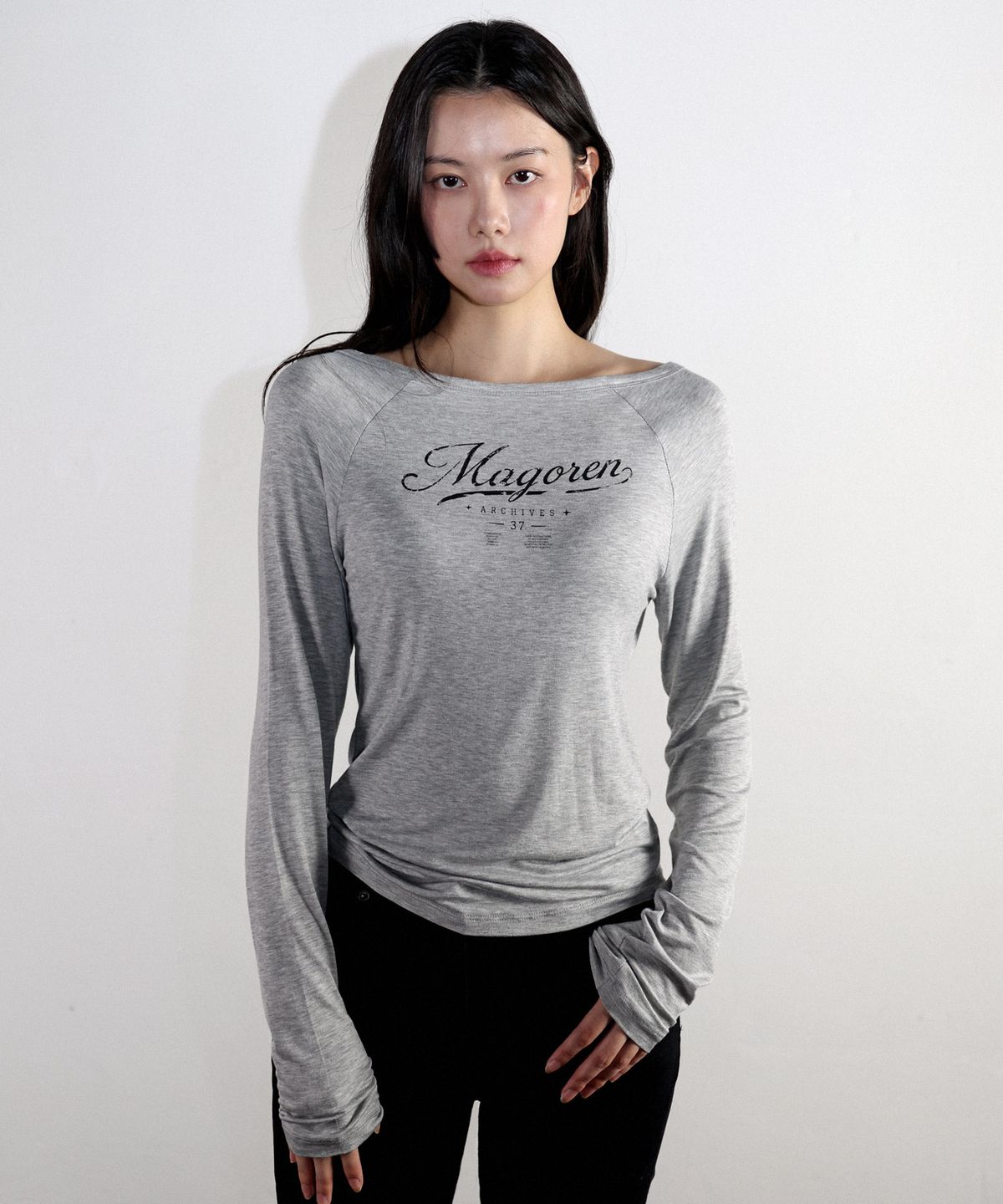 매고렌 서울(MAGORENSEOUL) 보트넥 레글런 롱슬리브 멜란지 그레이