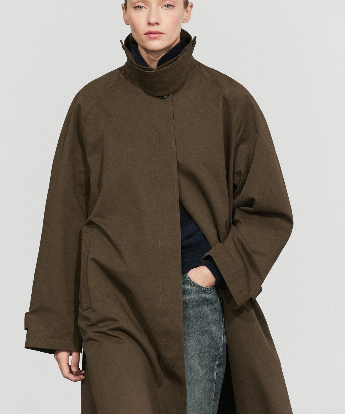 마시모두띠(MASSIMO DUTTI) 탈착식 후드 트렌치코트