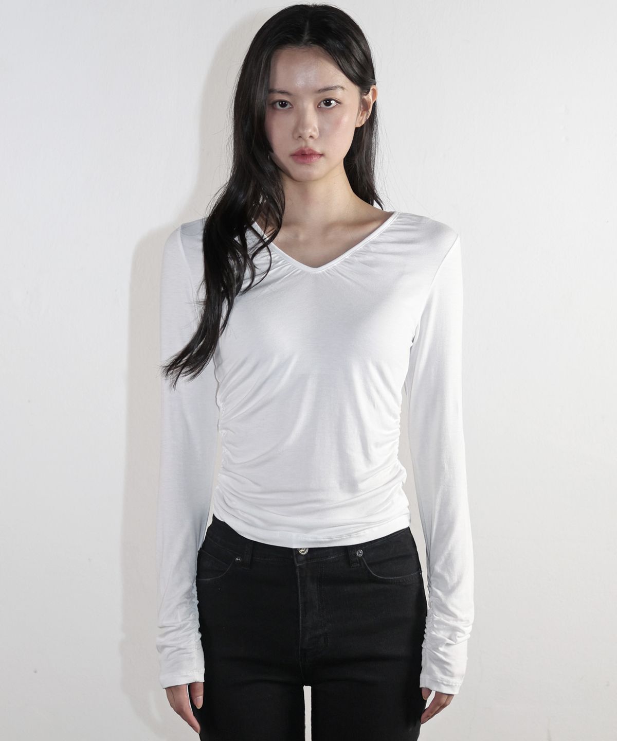 매고렌 서울(MAGORENSEOUL) 트리플 셔링 롱슬리브 화이트
