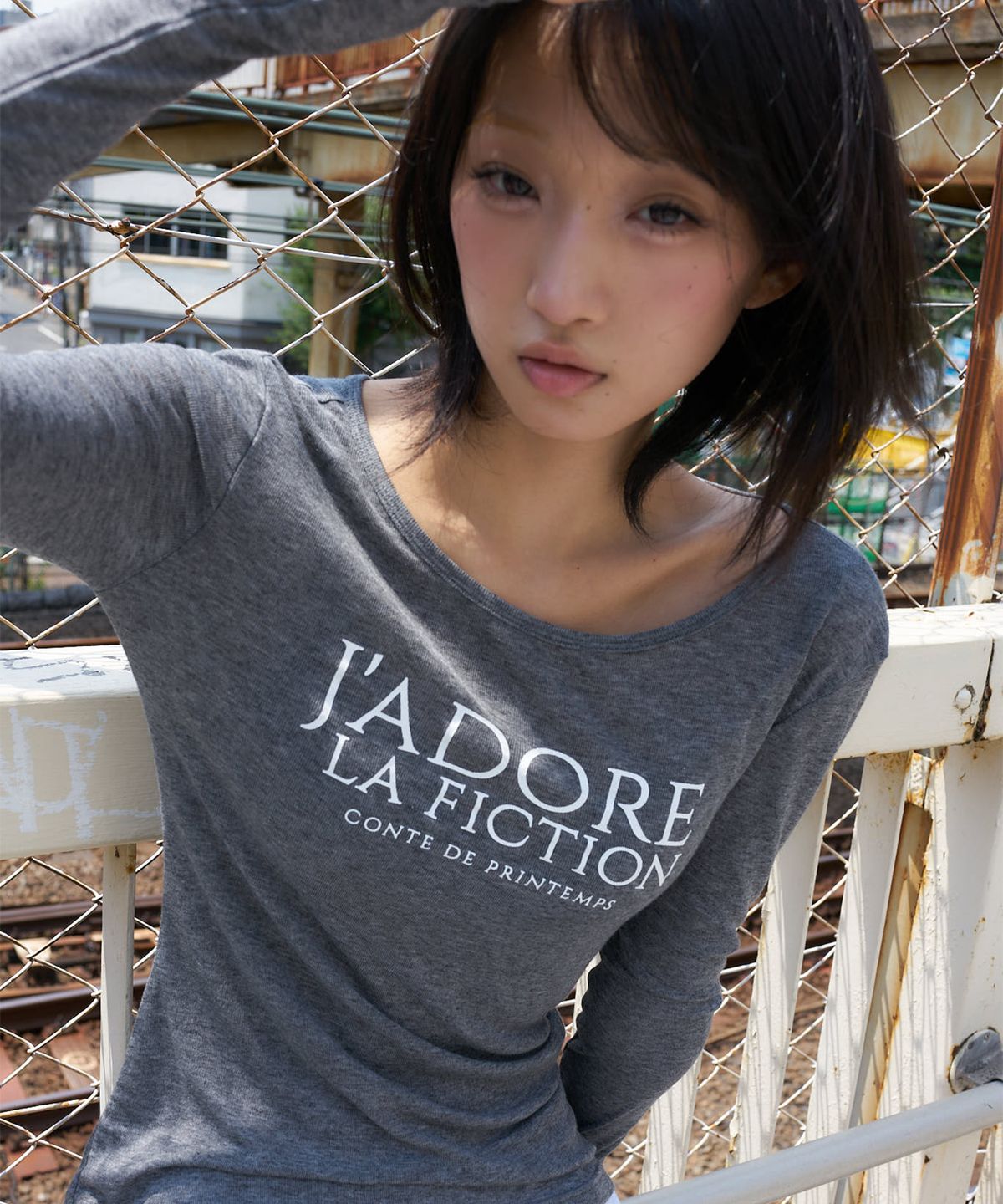 라티젠(LARTIGENT) L8 JADORE SLIM T-SHIRT(GRAY)