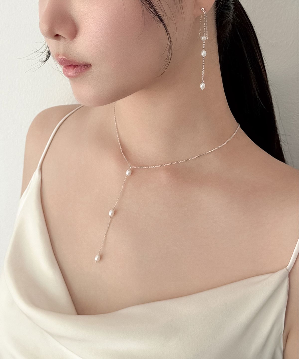 오시에르(osier) Pearl drop Necklace