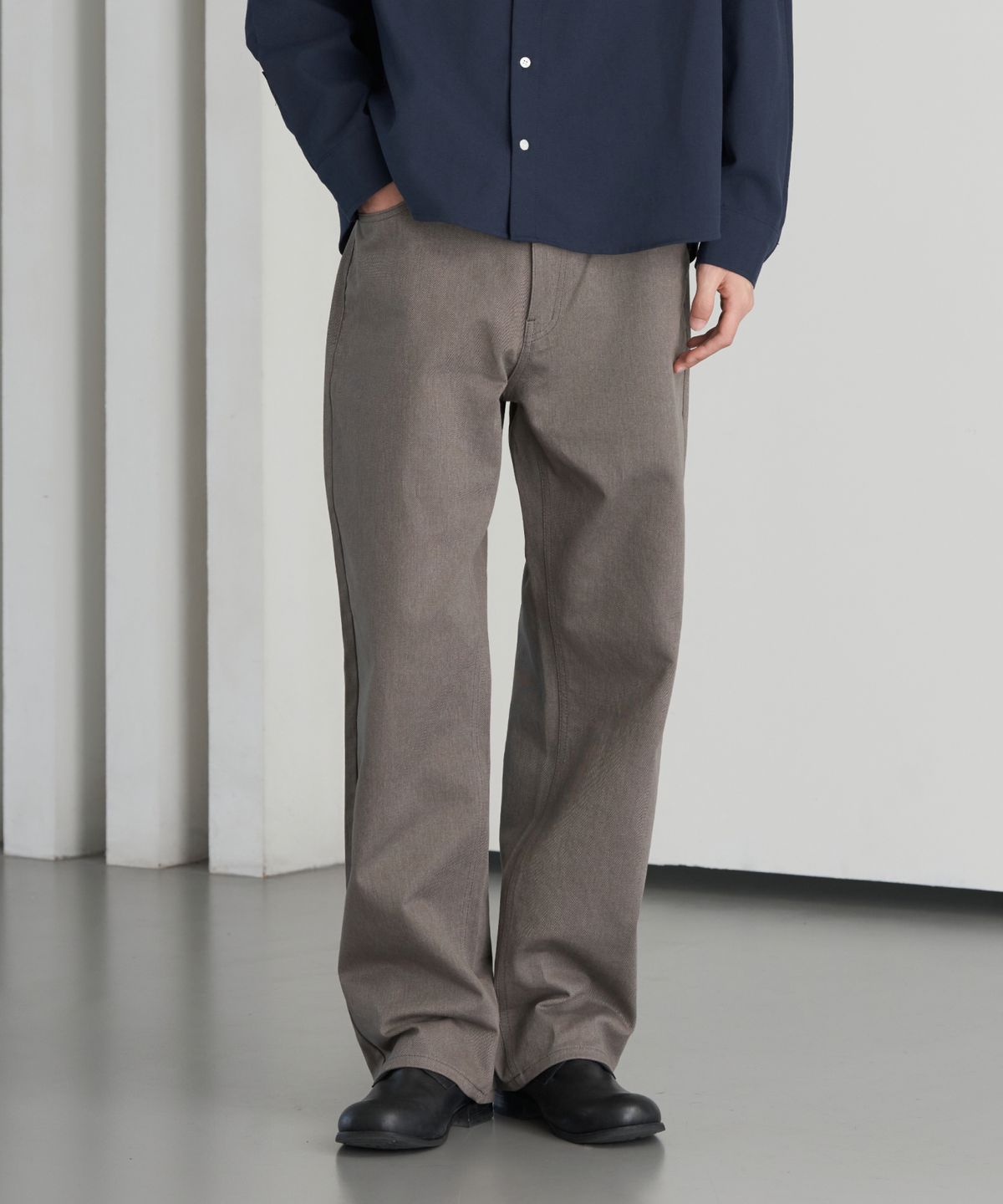 효지(HYOJI) 26 FW 스트레이트 카치온 팬츠 (3컬러)