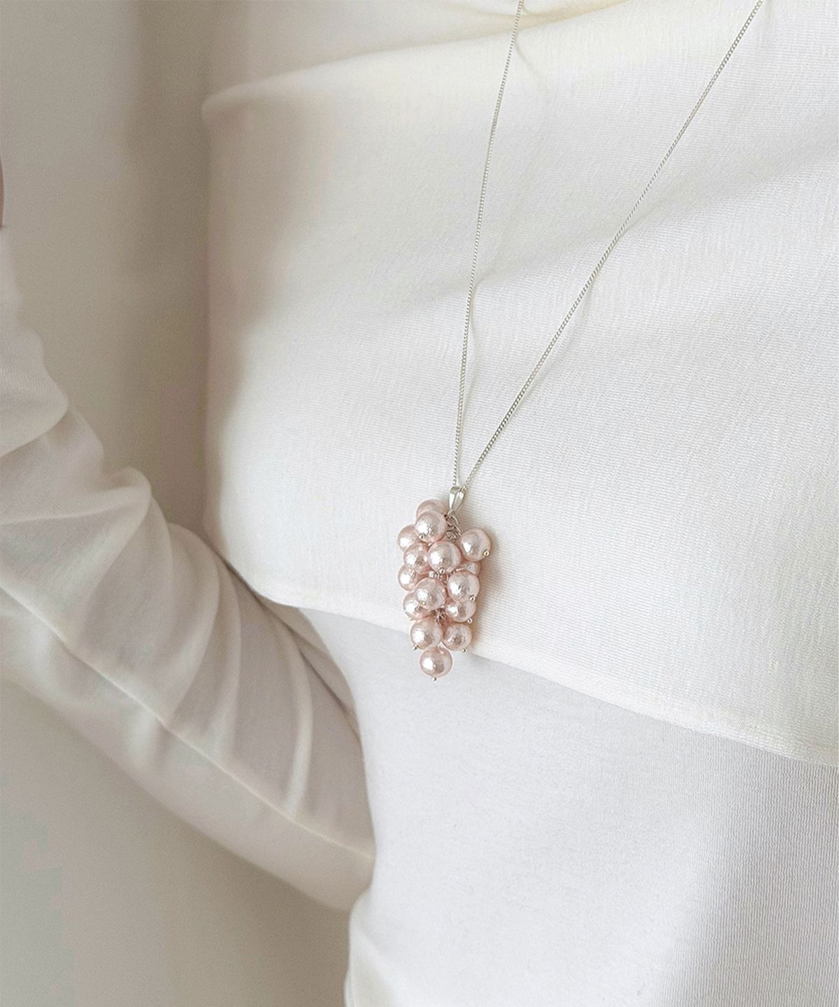 오시에르(osier) Cotton Bloom Necklace