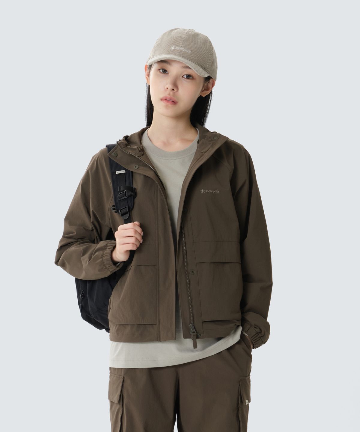 스노우피크 어패럴(SNOWPEAK APPAREL) 루트 여성 바람막이 (S26FWRWB67) Khaki Brown