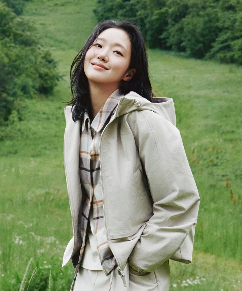 캠프 드라이 여성 바람막이 (S26FWFWB61) Light Beige