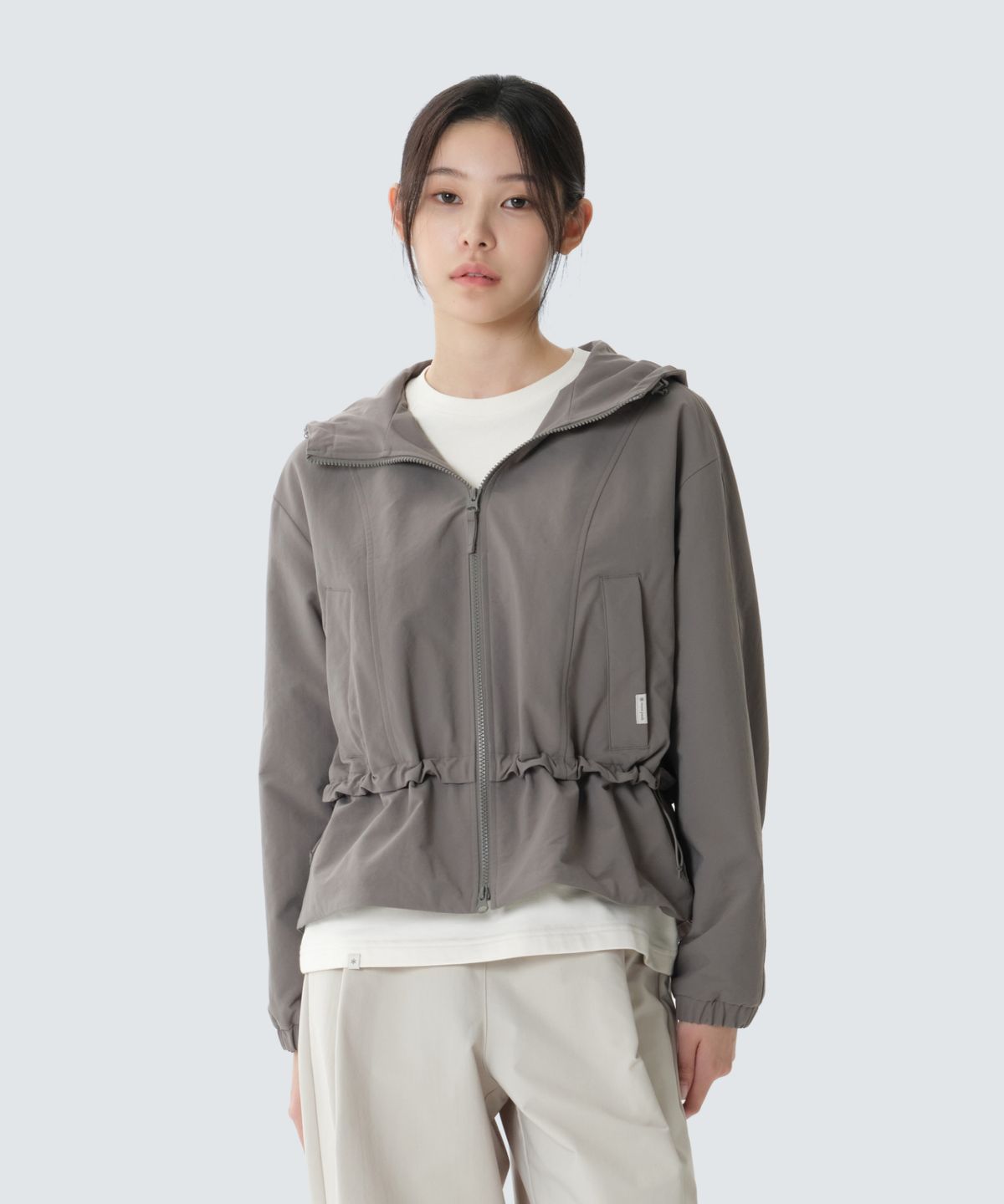 스노우피크 어패럴(SNOWPEAK APPAREL) 캠프 드라이 여성 바람막이 (S26FWFWB61) Dark Khaki