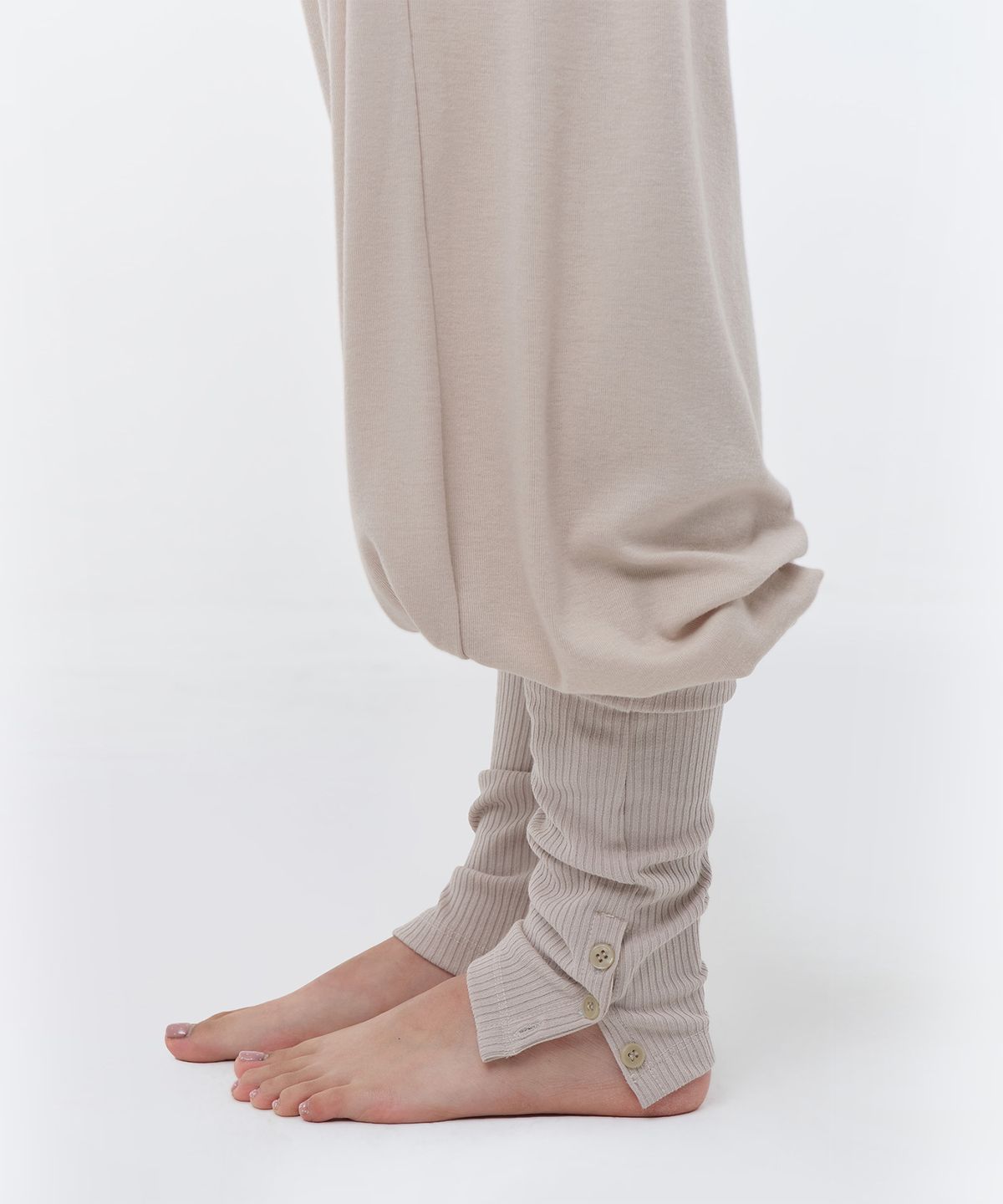 콘치웨어(CONCHWEAR) 버튼 골지 레그워머 (3colors)