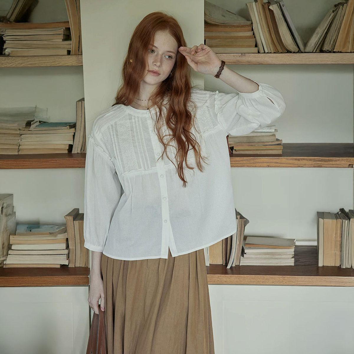 프라우드 마리(PROUD MARY) PM_Pintuck lace blouse