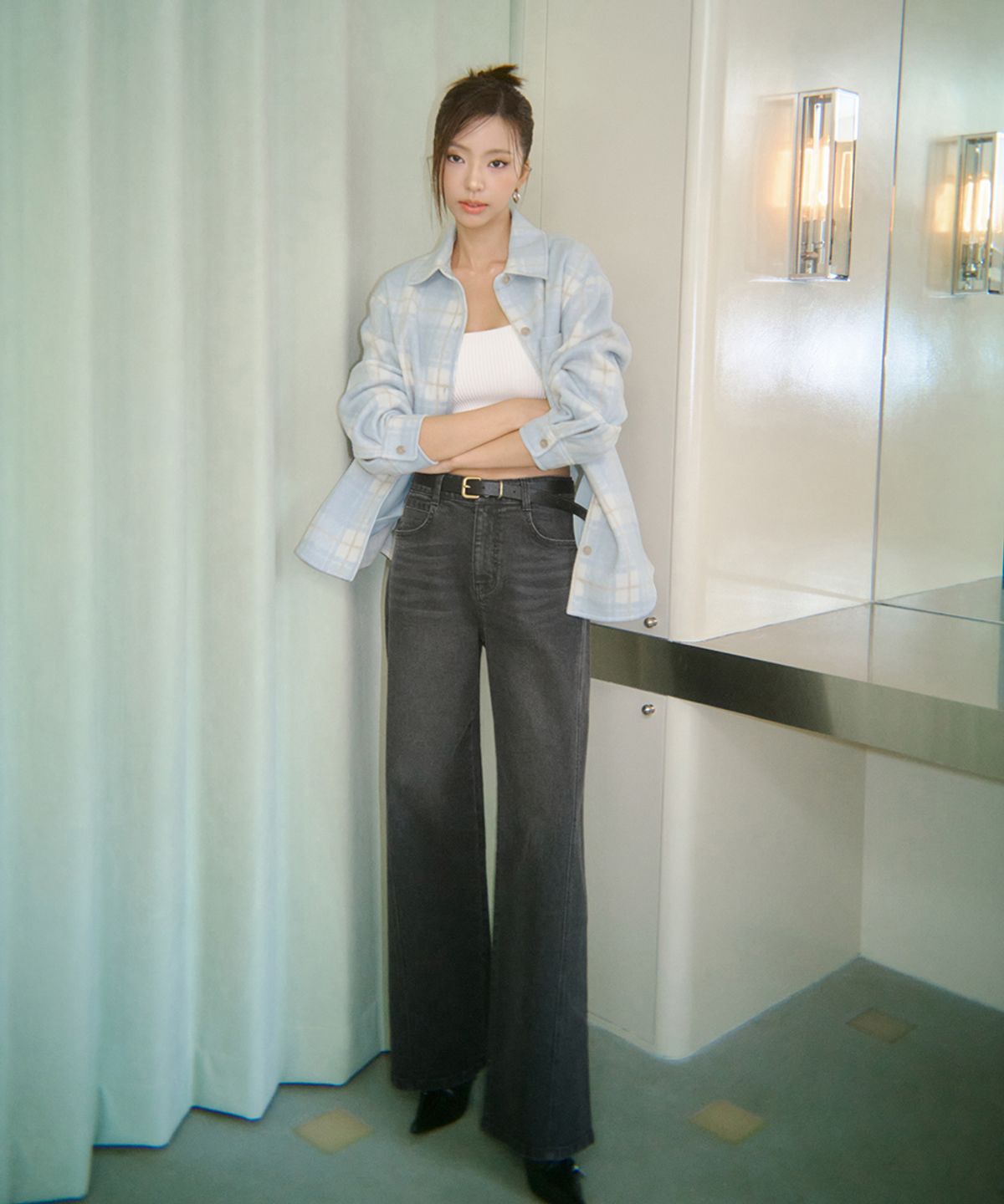 더엣지(THEATG) 26FW 피그먼트 커브드 데님