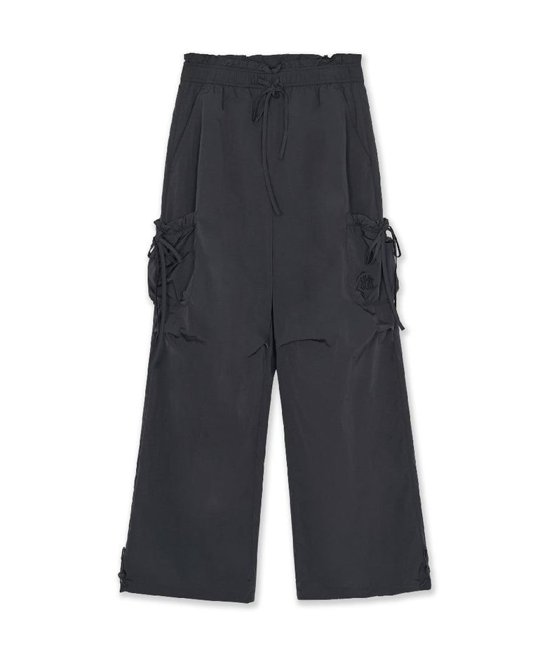 여성 고프코어 글로시 레이어드 리본 카고 와이드 플레어 팬츠 NY (D.Charcoal Grey)