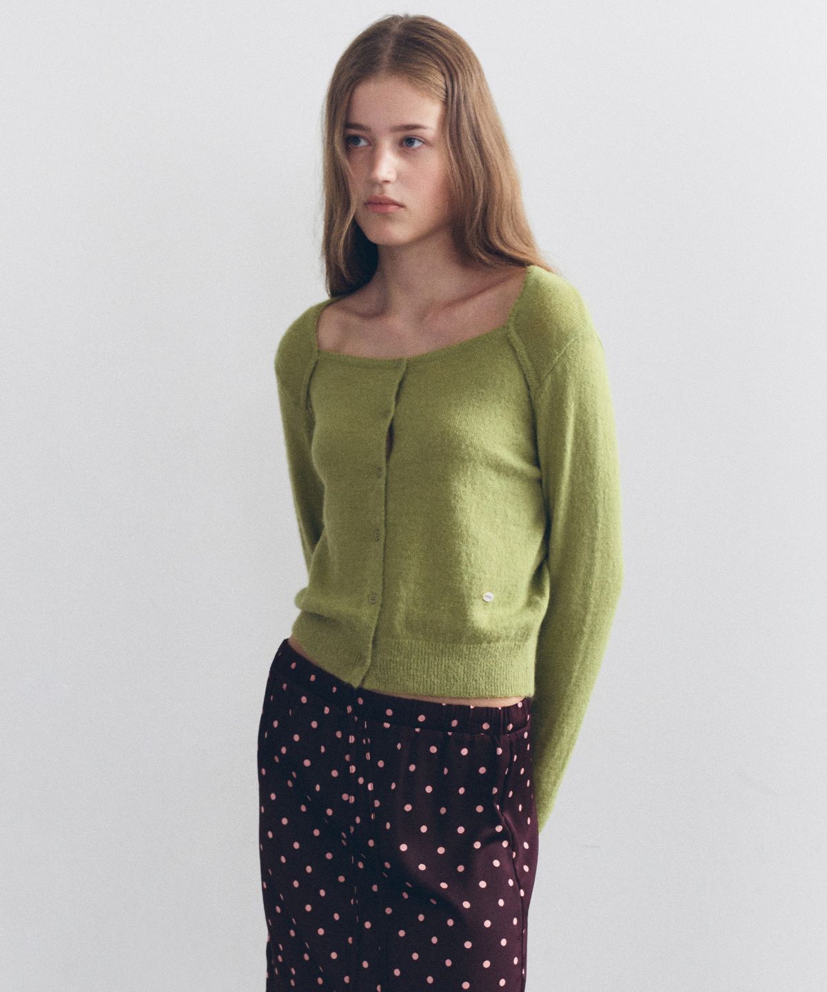 로라로라(ROLAROLA) FEMININE CARDIGAN OLIVE