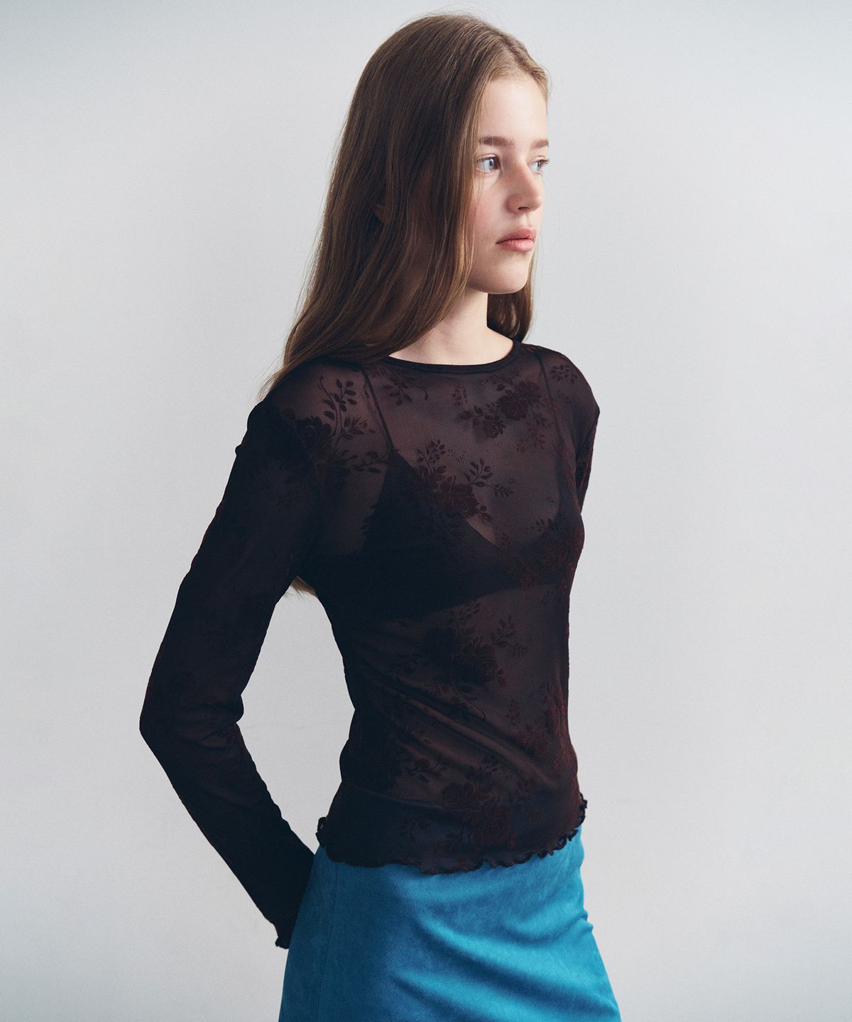 로라로라(ROLAROLA) ROSE LACE LAYERED LONG SLEEVE D/BROWN