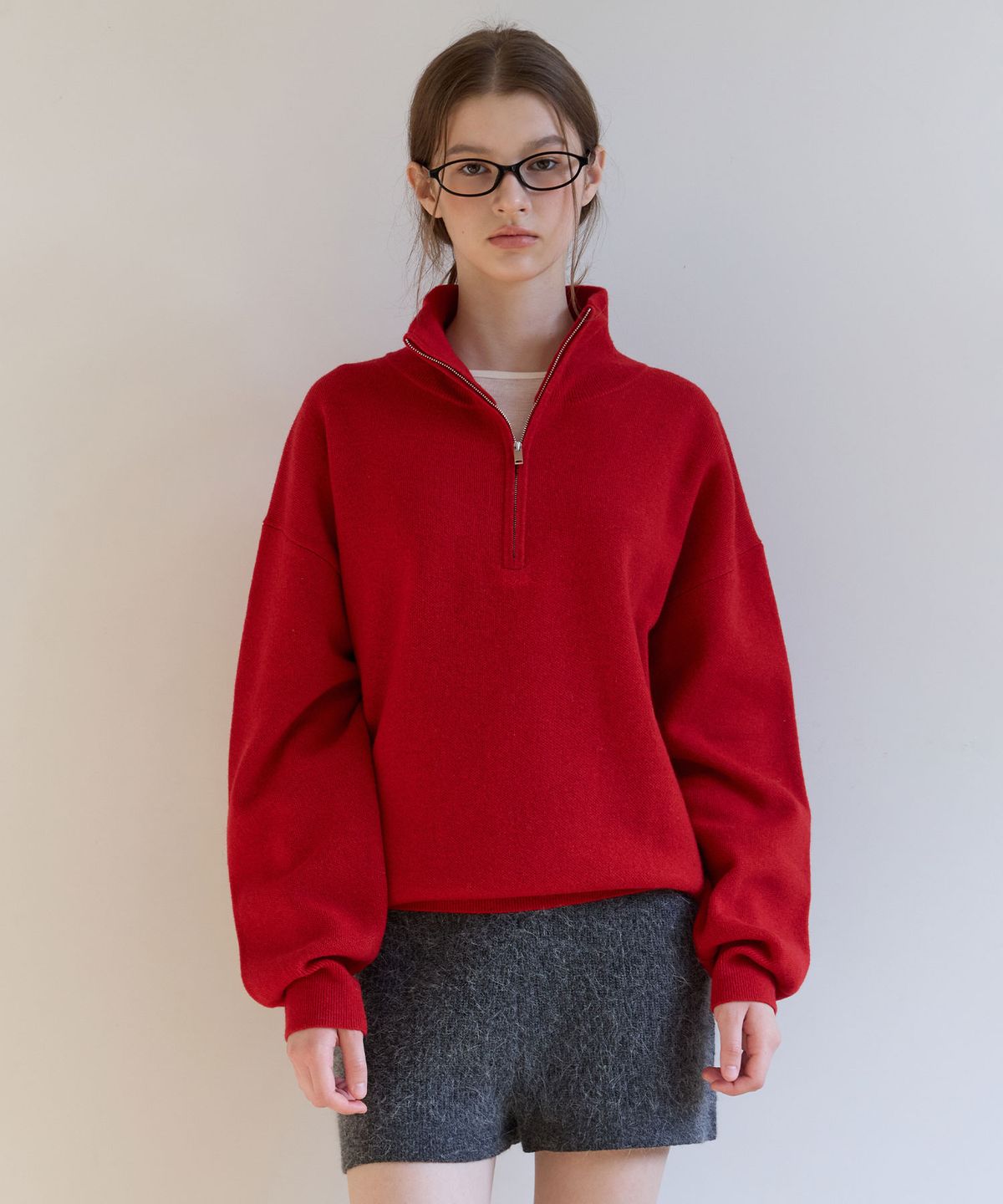 로라로라(ROLAROLA) HIGH NECK KNIT HALF ZIP-UP RED