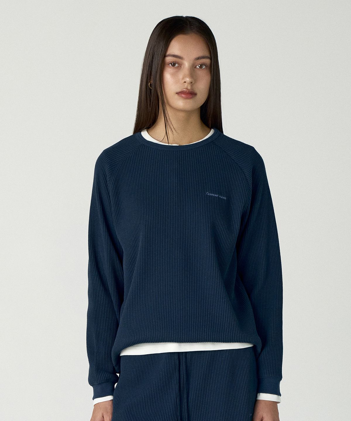 아웃도어 보이스(OUTDOOR VOICES) WAFFLE RAGLAN LONG SLEEVE TEE (NAVY)