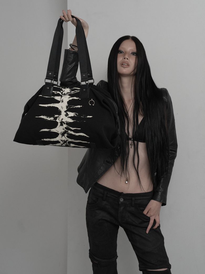 Spine Printed bag Black