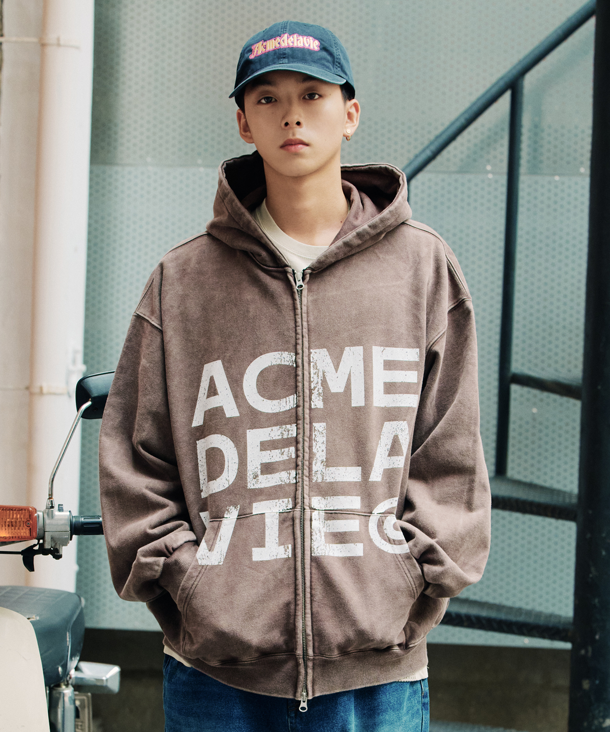 아크메드라비(ACME DE LA VIE) FULL GRAPHIC HOOD ZIP UP