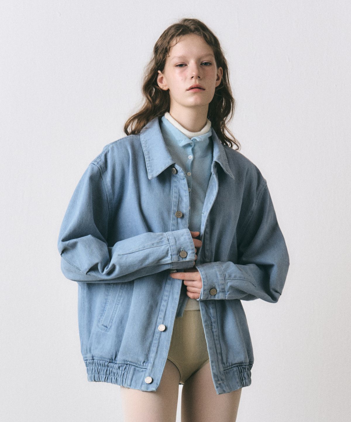 이지오 우먼(EZIO WOMEN) W Denim Bomber Jacket_Sky Blue