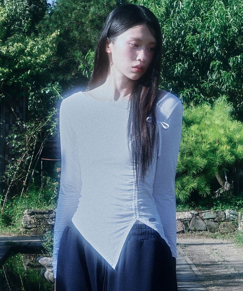 레이스 포인트 사이드 스트링 롱 슬리브 (화이트)