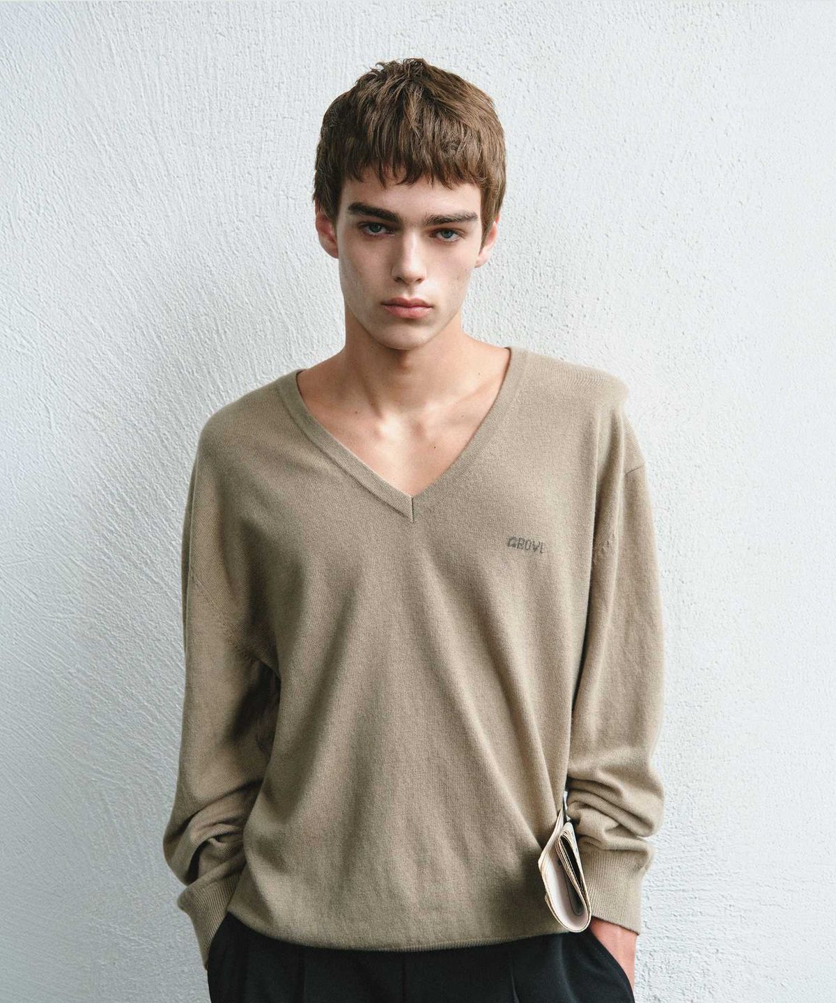 그로브(GROVE) 26FW MYLES OVER-FIT V-NECK KNIT (KHAKI)