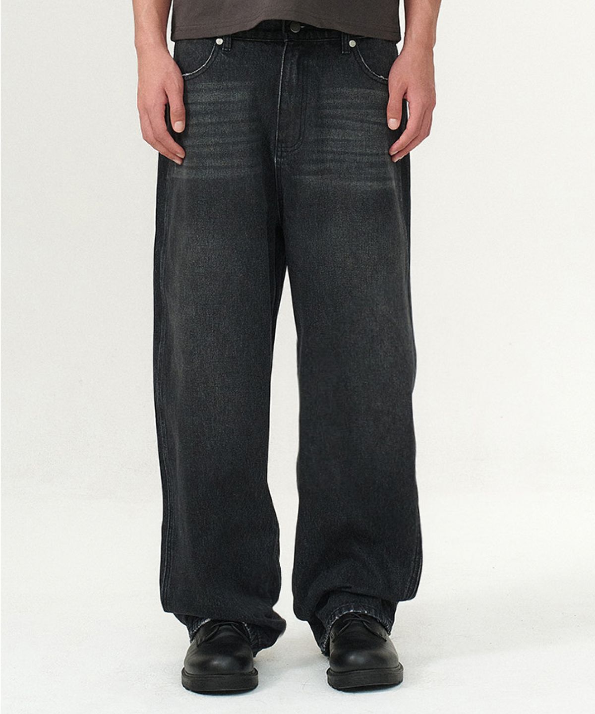 카네이테이(KANEITEI) SHADOW SEMI WIDE DENIM PANTS (BLACK)