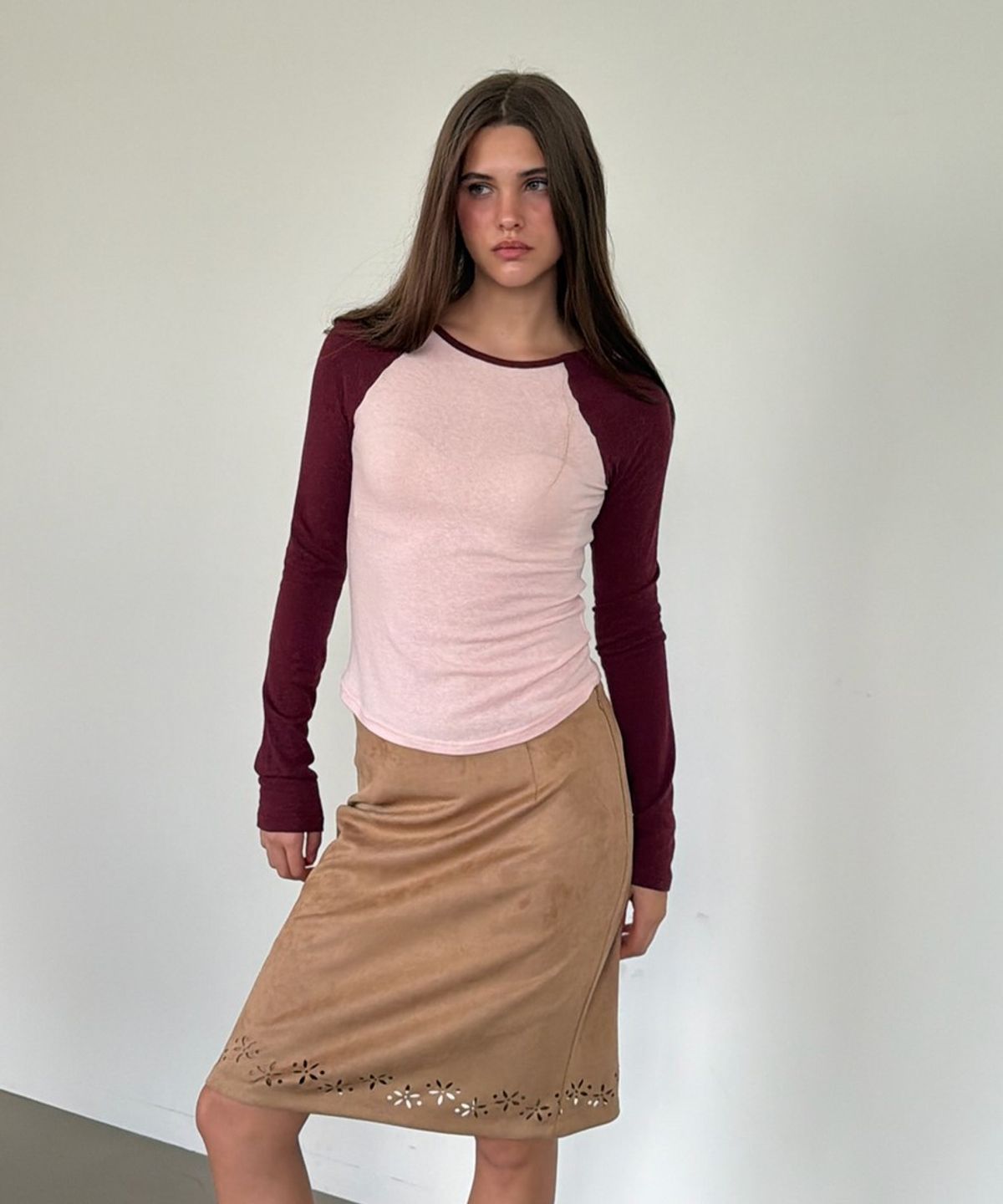 아수라(ASURA) CONTRAST SLIM RAGLAN TOP (SOFT PINK+PLUM)