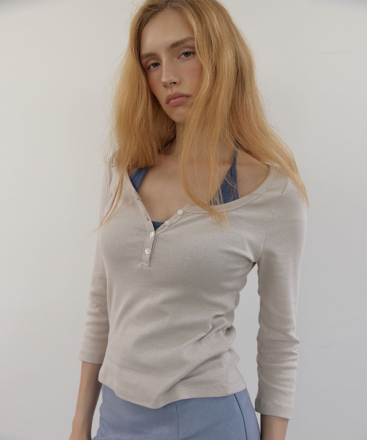 아수라(ASURA) COTTON HENLEY MID SLEEVE T (GREY BEIGE)