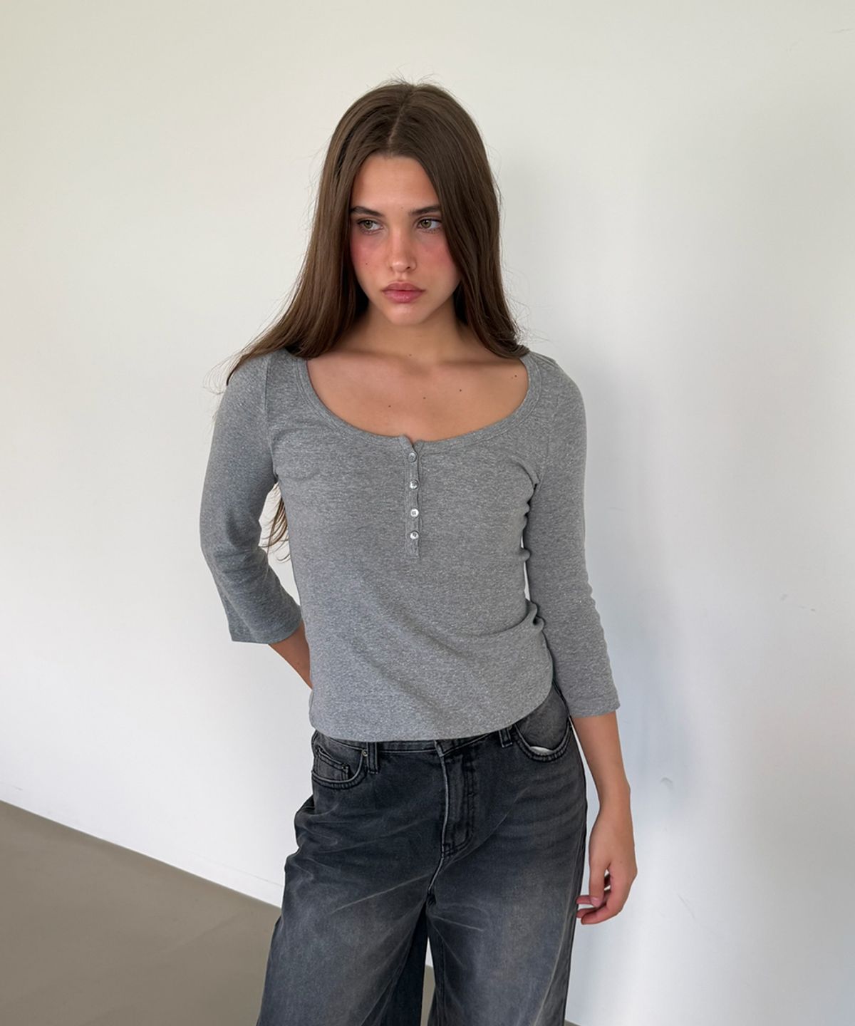 아수라(ASURA) COTTON HENLEY MID SLEEVE T (MELANGE GREY)