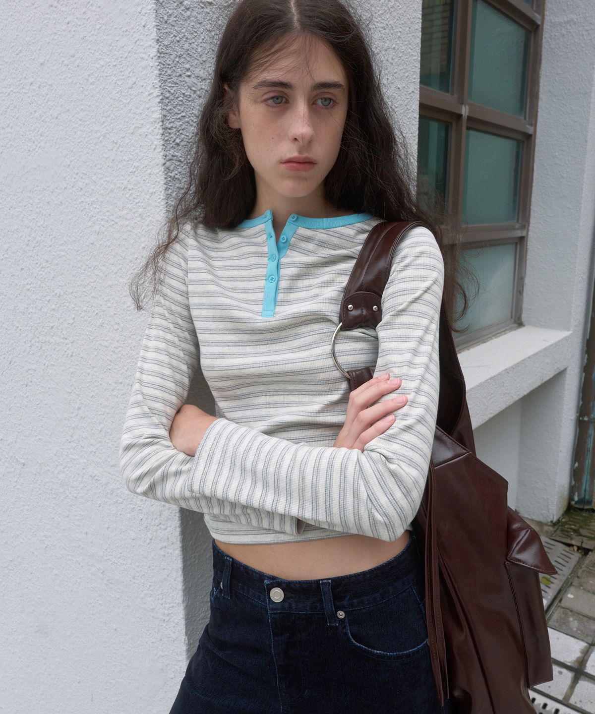 기준(KIJUN) HENLEY NECK LONG SLEEVE TEE_MELANGE GREY