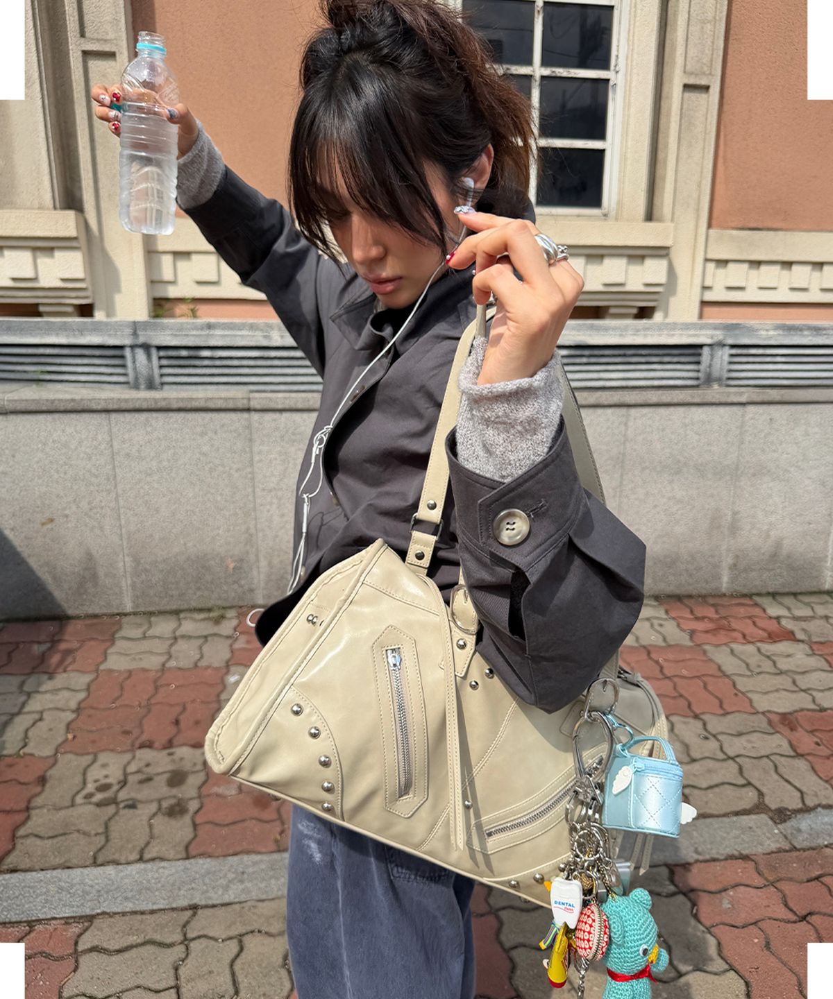 기준(KIJUN) MIRROR MOTOR BAG_TAUPE