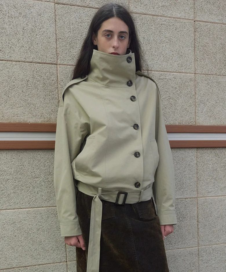 BELTED HALF TRENCH JACKET_BEIGE