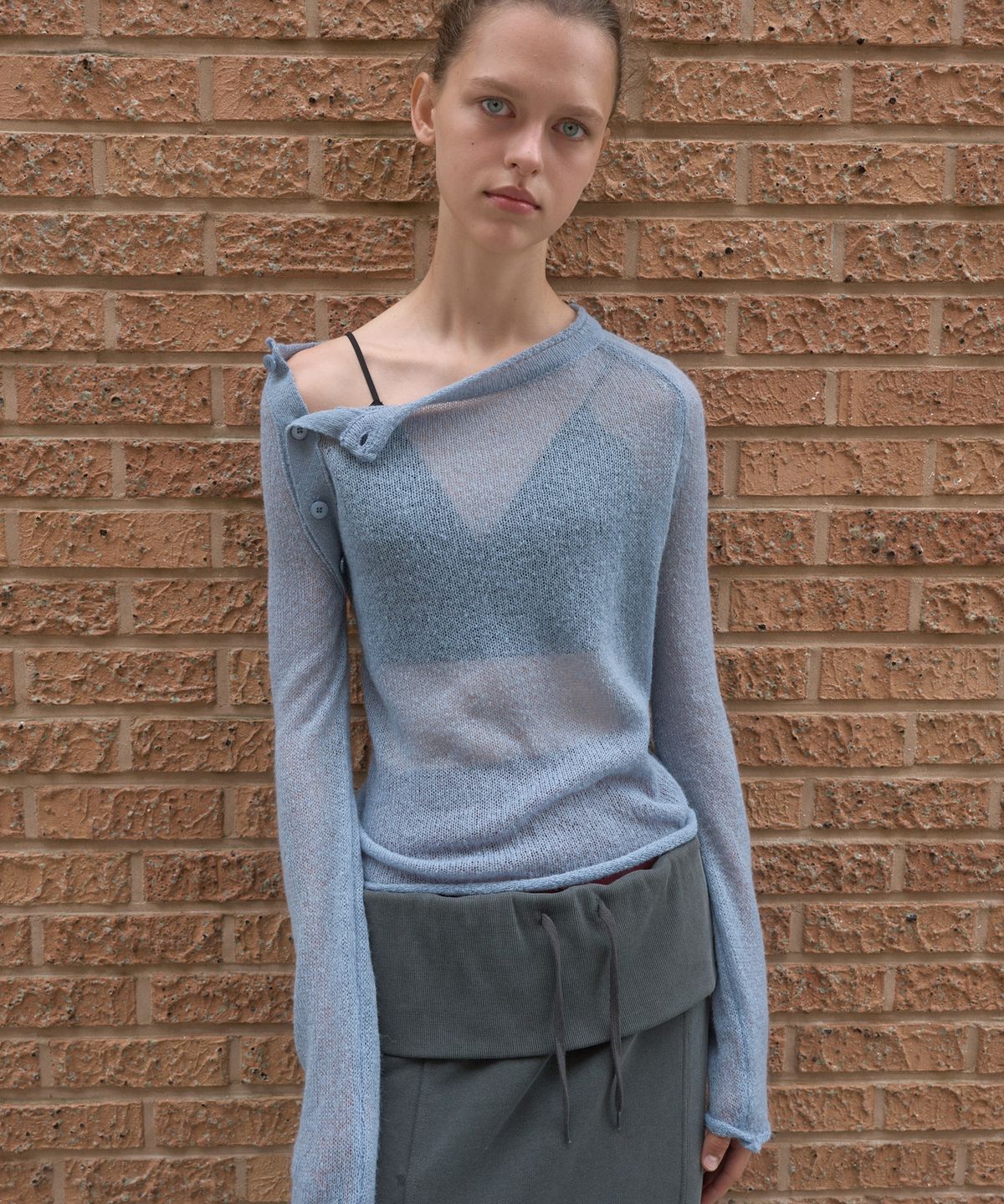 기준(KIJUN) SHEER BUTTON KNIT TOP_BLUE