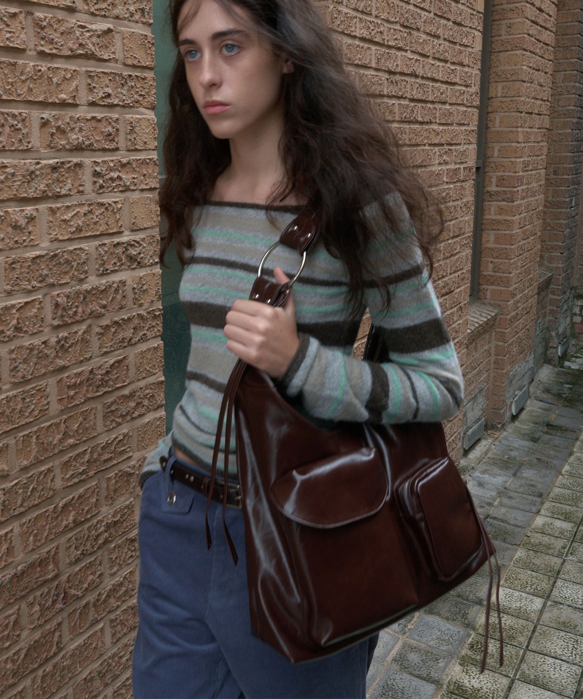 기준(KIJUN) ODD POCKET HOBO BAG_BURGUNDY